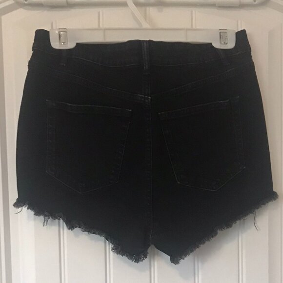 Zara High Rise Black Denim Shorts - Picture 2 of 2